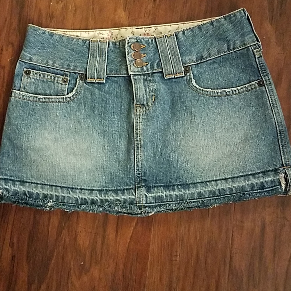 Abercrombie &Fitch mini jean skirt